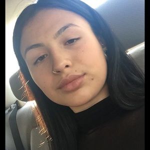 Meet your Posher, Maddie